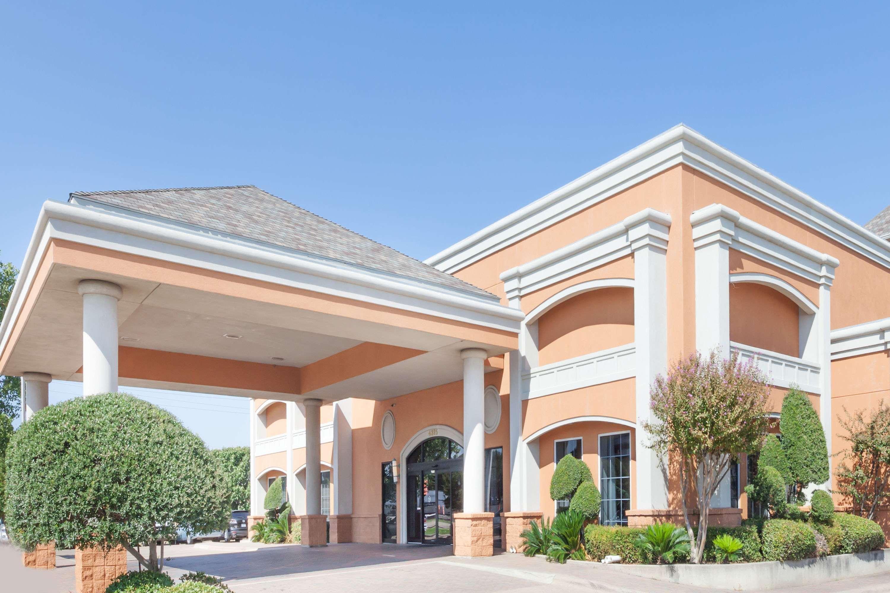 Days Inn By Wyndham Irving Grapevine Dfw Airport North Buitenkant foto