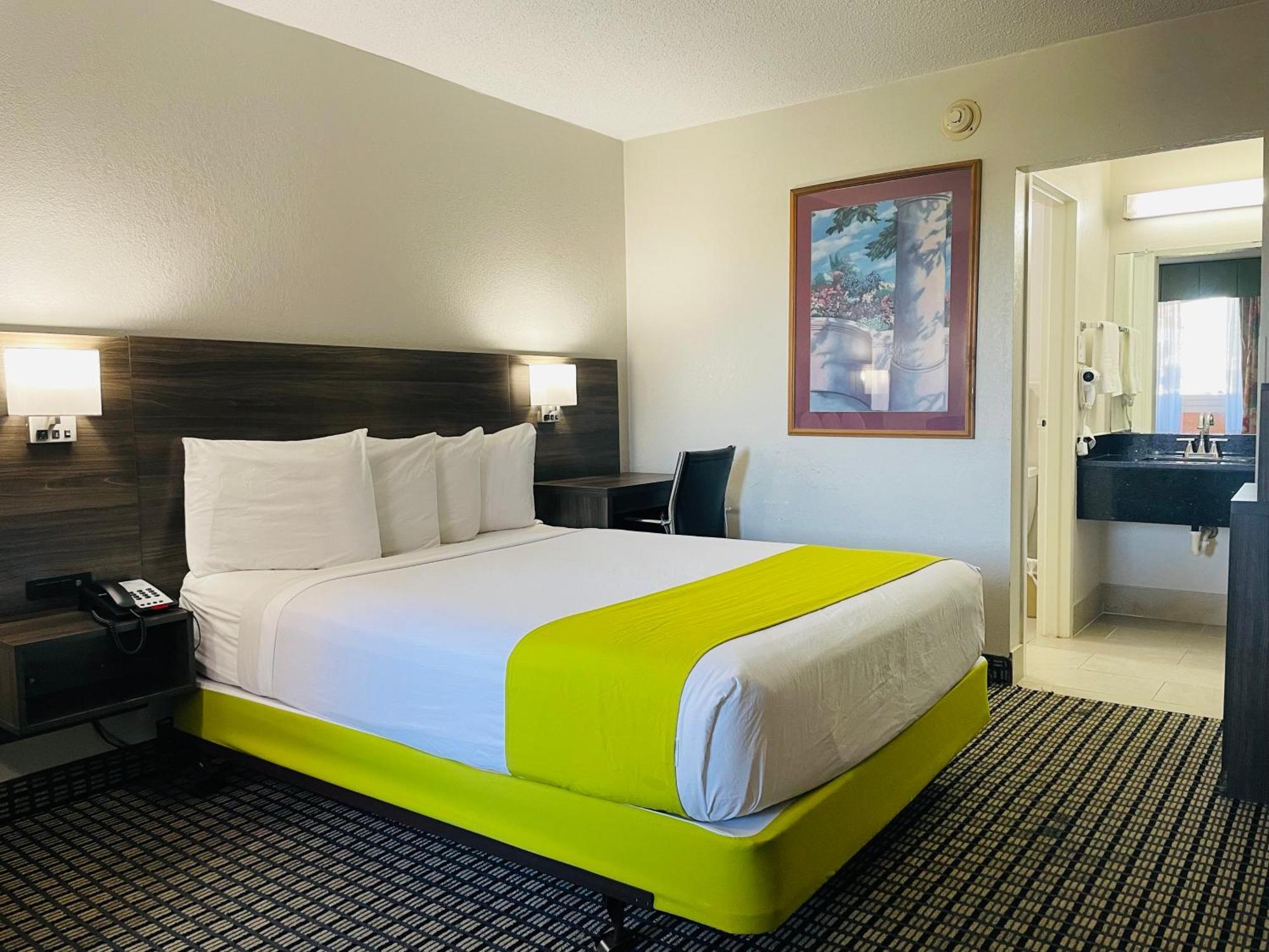 Days Inn By Wyndham Irving Grapevine Dfw Airport North Buitenkant foto
