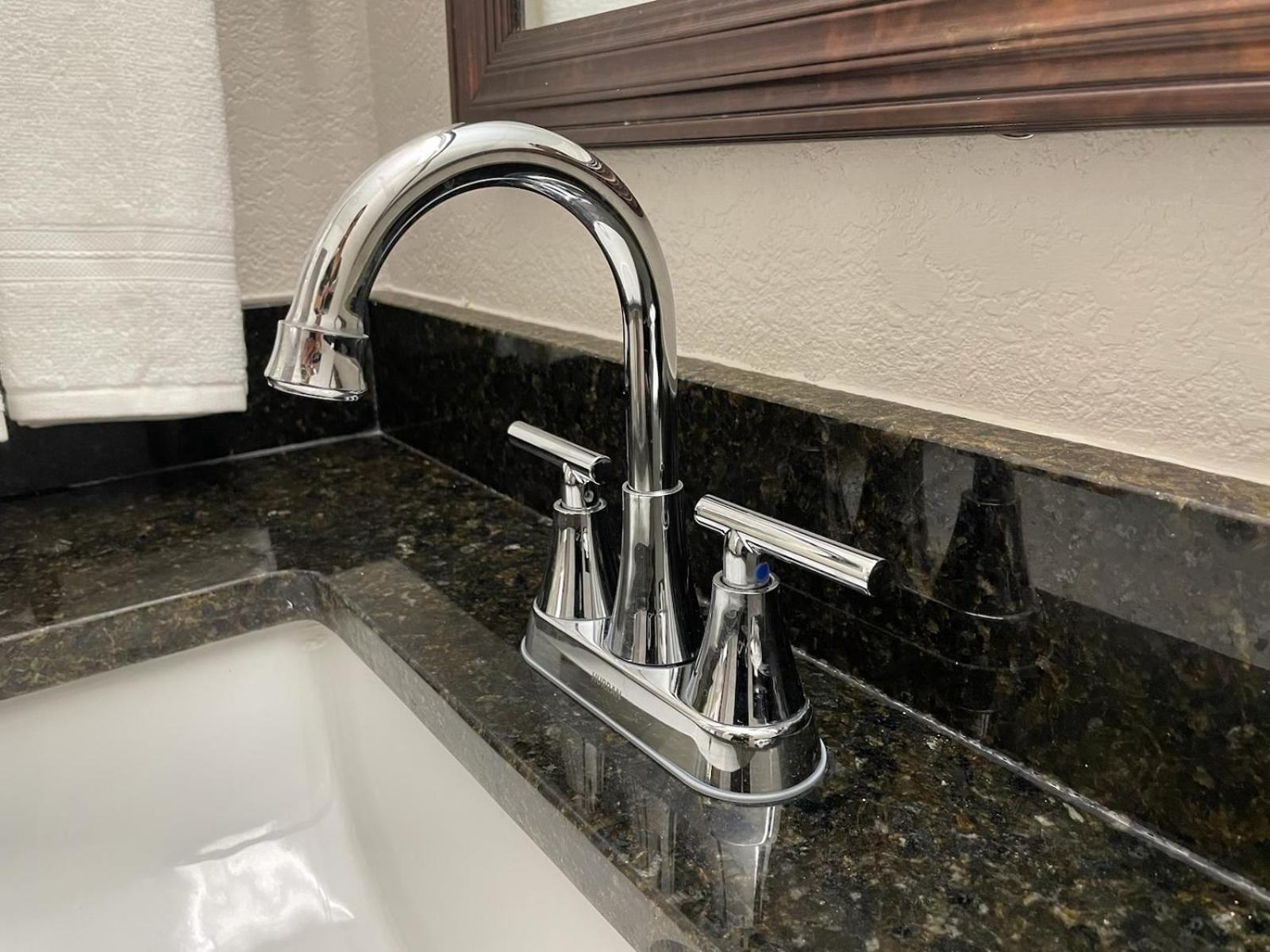 Days Inn By Wyndham Irving Grapevine Dfw Airport North Buitenkant foto