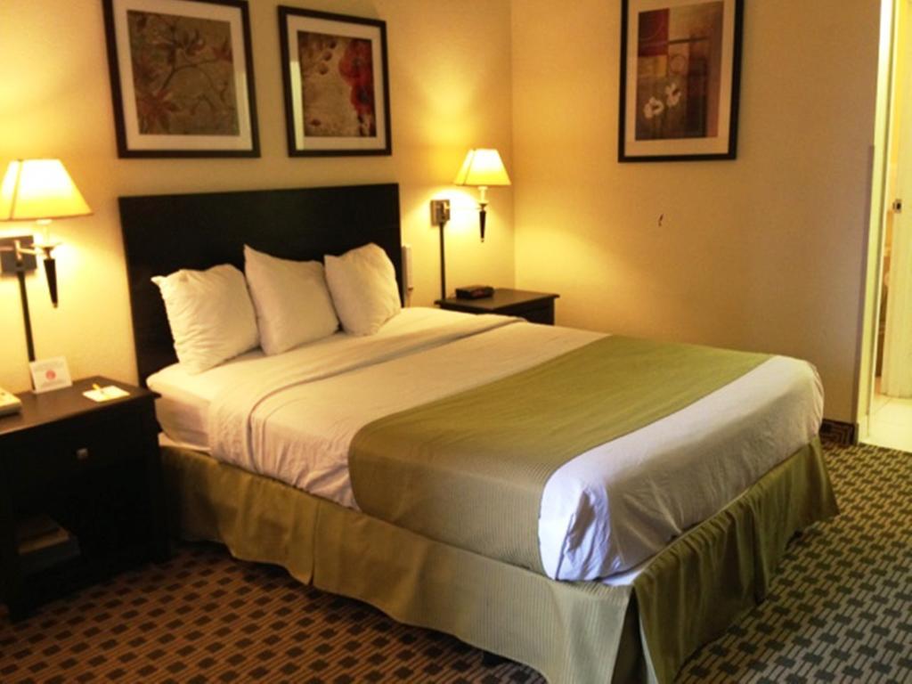 Days Inn By Wyndham Irving Grapevine Dfw Airport North Kamer foto