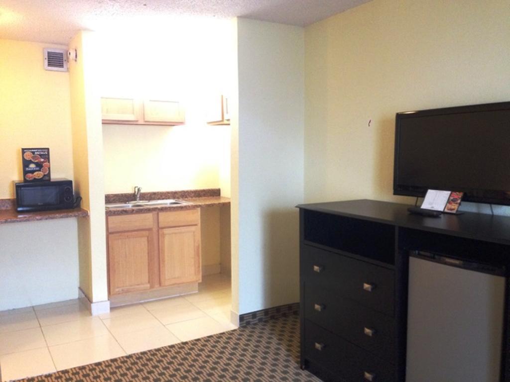 Days Inn By Wyndham Irving Grapevine Dfw Airport North Kamer foto